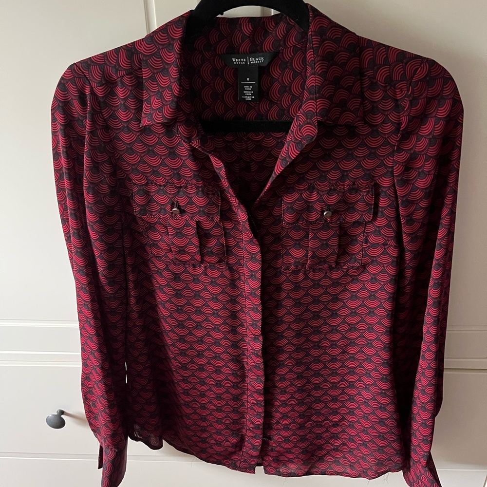 White House Black Market Red and Black Scallop Blouse